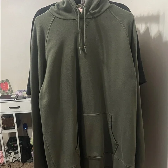 Old Navy Forest Green Men's Hoodie - Picture 1 of 2